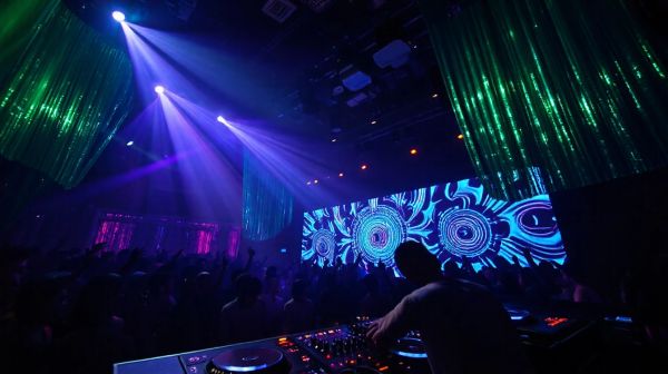 Les meilleurs DJs à Paris pour animer vos événements mémorables